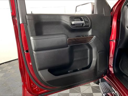 Used 2019 GMC Sierra 1500 SLT image 19