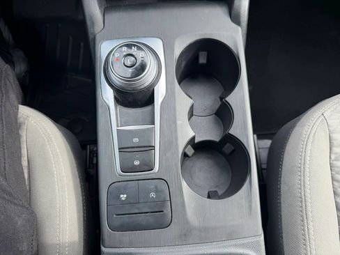 Used 2021 Ford Escape SE FWD image 19