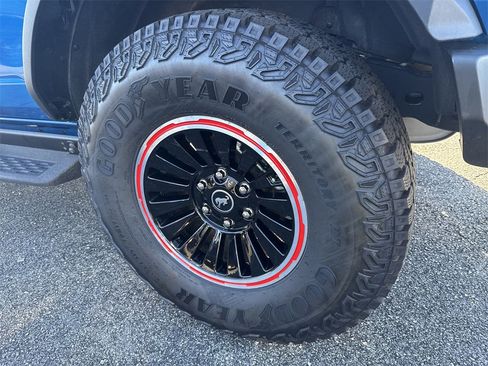 Used 2025 Ford Bronco Big Bend w/ Black Diamond Package image 21