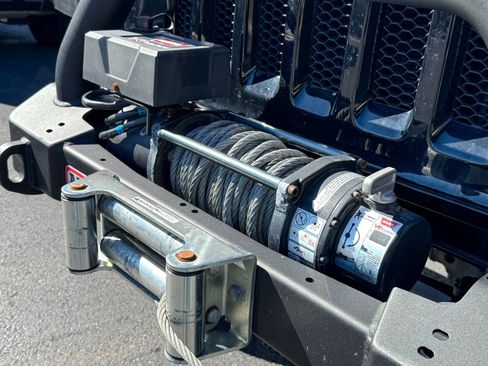 Used 2018 Jeep Wrangler Sport S image 13