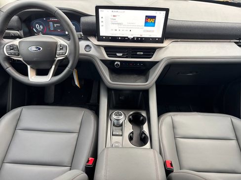 New 2026 Ford Explorer Active w/ Active Comfort Package image 14