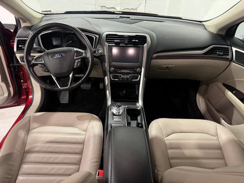 Used 2018 Ford Fusion SE w/ Equipment Group 602A FWD image 28