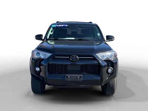 Used 2023 Toyota 4Runner SR5 Premium w/ Moonroof Package RWD image 8