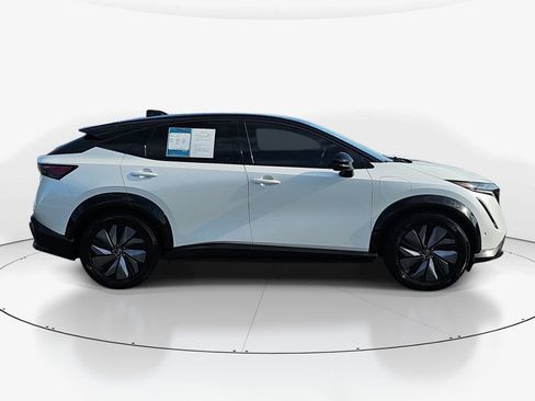 Used 2023 Nissan Ariya AWD/4WD image 5