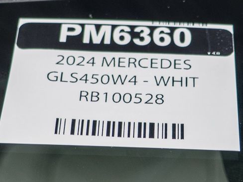 Used 2024 Mercedes-Benz GLS 450 4MATIC image 41