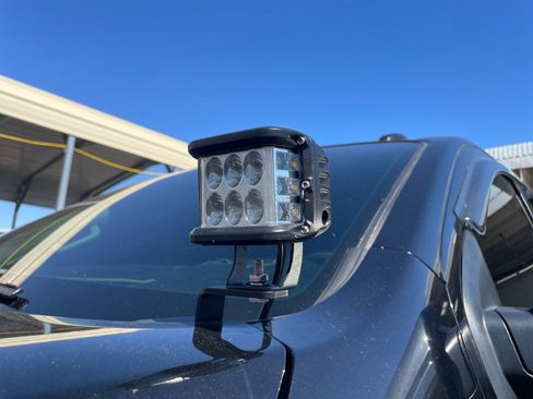 Used 2017 Nissan Titan Platinum Reserve AWD/4WD image 12
