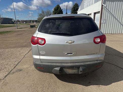 Used 2011 Chevrolet Traverse LT w/ Personal Connectivity Package AWD/4WD image 6