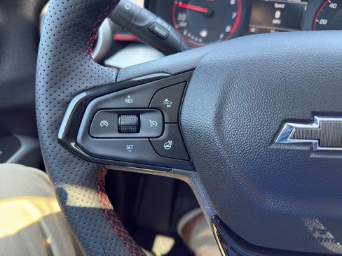 New 2026 Chevrolet Trax RS w/ Sunroof Package FWD image 19