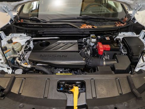 Used 2023 Nissan Rogue Platinum w/ Platinum Premium Package image 22