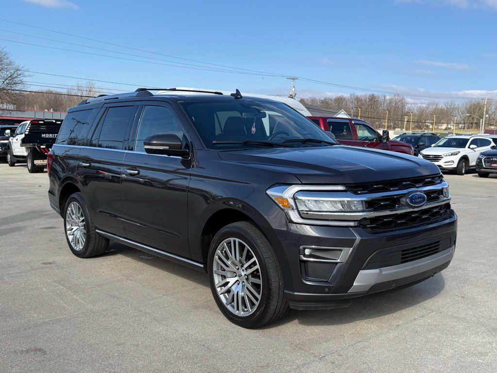 Used 2024 Ford Expedition Limited AWD/4WD image 21