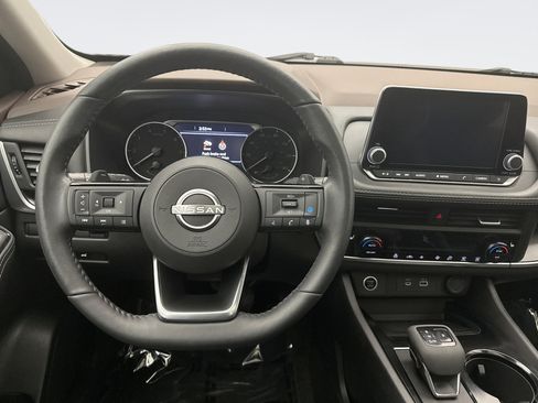 Used 2023 Nissan Rogue SV w/ SV Premium B Package AWD/4WD image 12