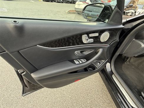 Used 2023 Mercedes-Benz E 350 Sedan w/ Premium Package image 18