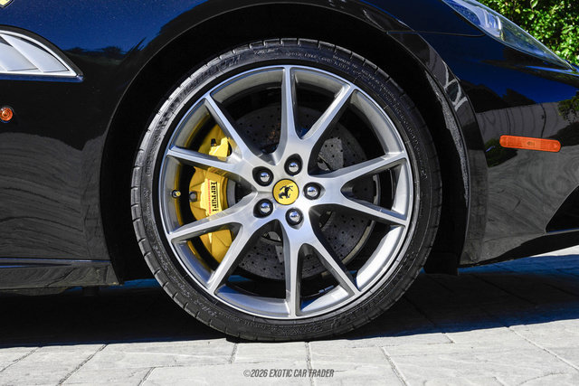Used 2013 Ferrari California RWD image 76