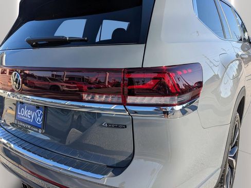 New 2026 Volkswagen Atlas SEL Premium R-Line AWD/4WD image 12
