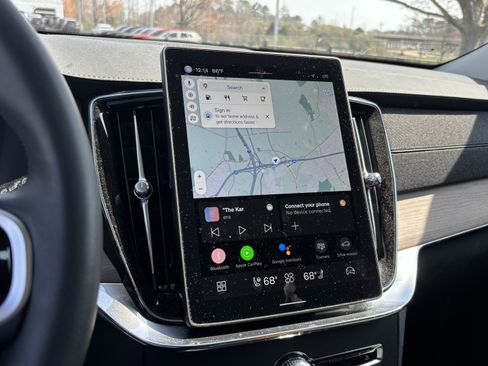 Used 2025 Volvo XC90 B6 Plus w/ Protection Package Premier image 23