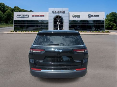 Used 2023 Jeep Grand Cherokee L Laredo AWD/4WD image 5