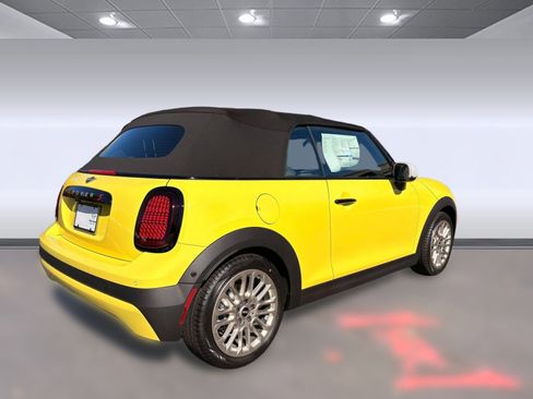 New 2026 MINI Cooper S image 9