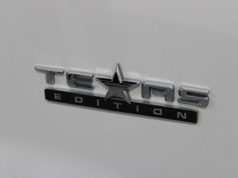 Used 2023 Chevrolet Silverado 1500 LTZ w/ LTZ Premium Texas Edition AWD/4WD image 12
