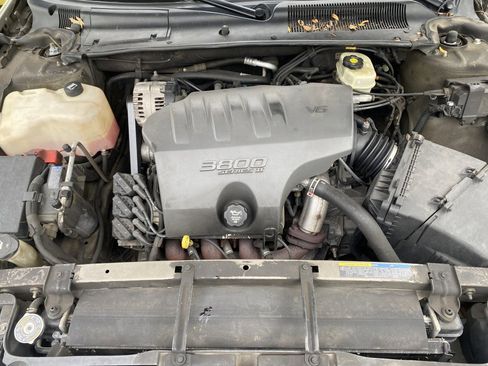 Used 2003 Buick Le Sabre Limited w/ Celebration Edition Package image 21