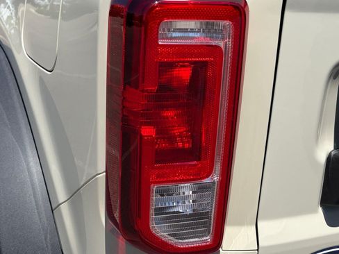 Used 2026 Ford Bronco 2-Door AWD/4WD image 21