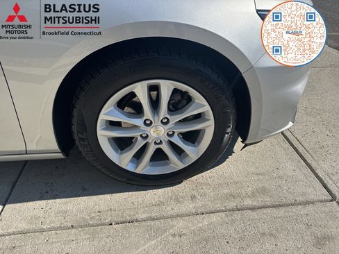 Used 2018 Chevrolet Malibu Hybrid FWD image 16