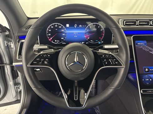 Certified 2023 Mercedes-Benz S 500 4MATIC image 16