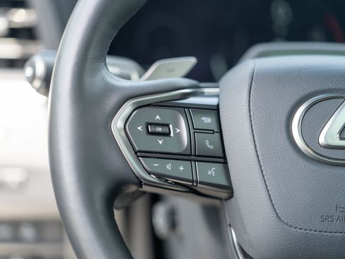 Used 2025 Lexus GX 550 AWD/4WD image 29