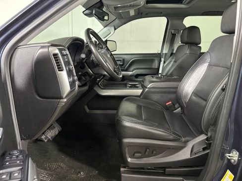 Used 2018 Chevrolet Silverado 1500 LTZ Z71 w/ Centennial Edition image 11