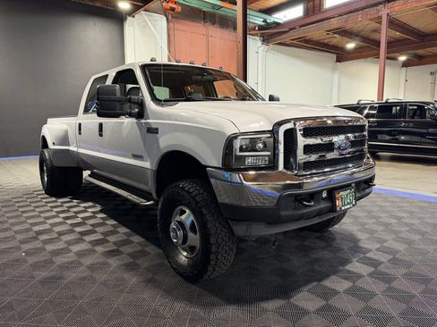 Used 2004 Ford F350 Lariat AWD/4WD image 5