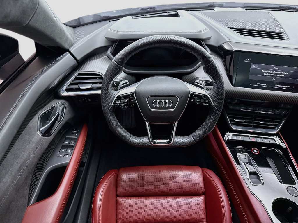 Used 2024 Audi RS e-tron GT w/ Carbon Performance Package AWD/4WD image 10