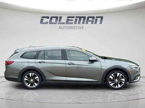 Used 2019 Buick Regal Essence w/ Driver Confidence Package I AWD/4WD image 9