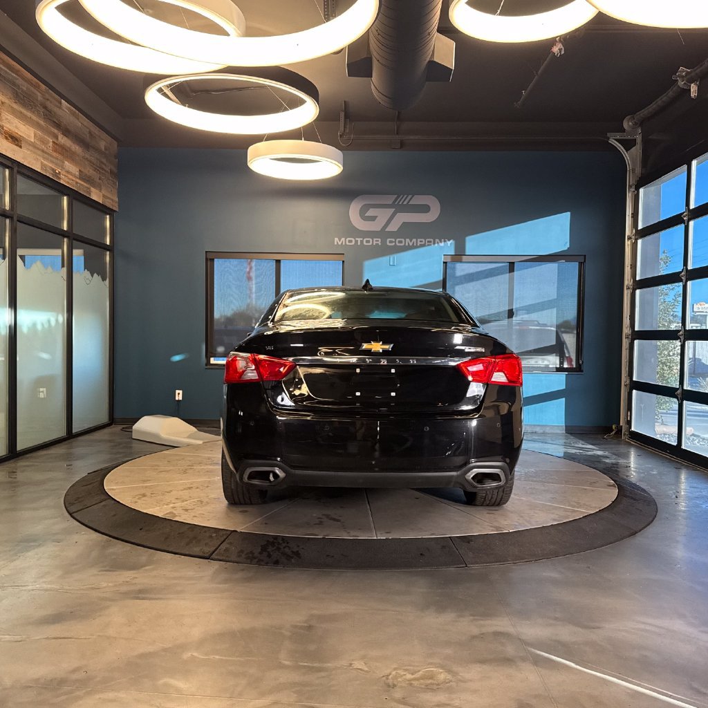 Used 2019 Chevrolet Impala Premier w/ Premier Convenience Package FWD image 4