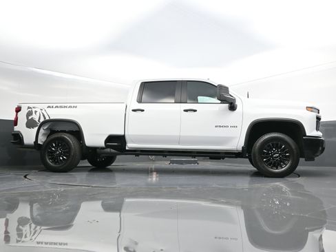 Certified 2025 Chevrolet Silverado 2500 W/T image 45