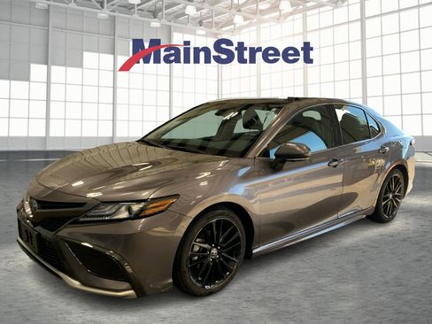 Used 2024 Toyota Camry XSE image 1