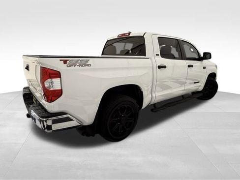 Used 2020 Toyota Tundra SR5 w/ SR5 Upgrade Package image 5