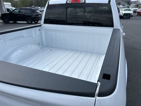 New 2026 RAM 1500 Laramie AWD/4WD image 37