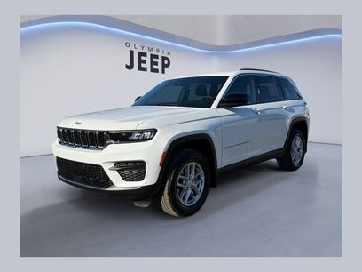 New 2025 Jeep Grand Cherokee Laredo X w/ MOPAR Finishing Package