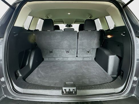 Used 2018 Ford Escape SE w/ Ford Safe & Smart Package image 28