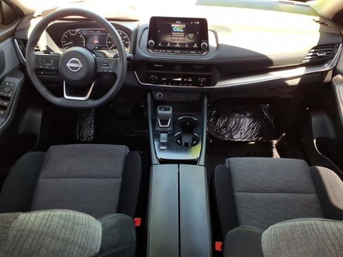 Used 2023 Nissan Rogue SV FWD image 27