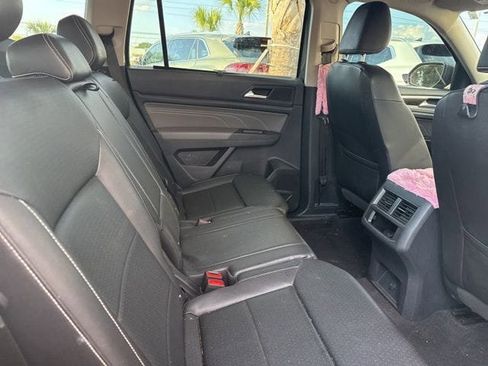 Used 2023 Volkswagen Atlas SE image 11