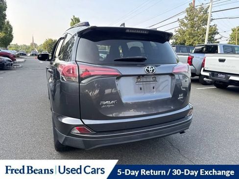 Used 2016 Toyota RAV4 LE AWD/4WD image 12