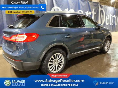 Used 2016 Lincoln MKX Select w/ Select Plus Package AWD/4WD image 4