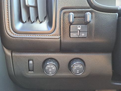 Used 2021 GMC Canyon AT4 w/ Driver Alert Package image 24