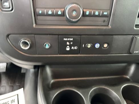 Used 2024 Chevrolet Express 2500 image 23