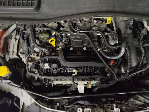 Used 2019 Ford Escape SE FWD image 30