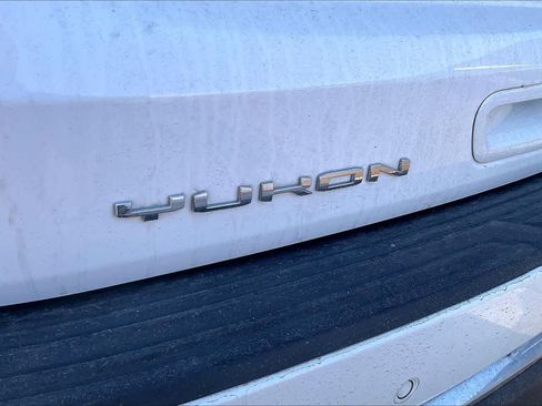 Certified 2025 GMC Yukon Denali image 30