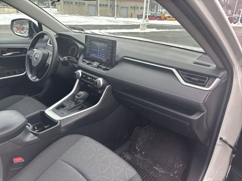 Certified 2022 Toyota RAV4 XLE image 11