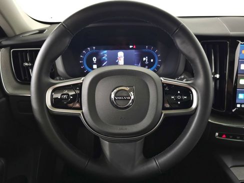 Certified 2025 Volvo XC60 B5 Plus AWD/4WD image 22