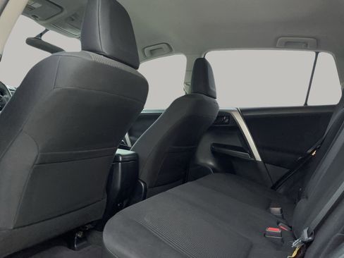 Used 2016 Toyota RAV4 LE FWD image 11