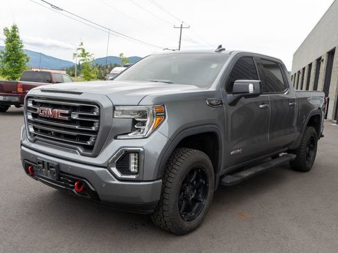 Used 2019 GMC Sierra 1500 AT4 w/ AT4 Premium Package AWD/4WD image 3